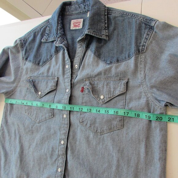 Levi's 2-Tone 100% Cotton Western Denim Pearl Snap Relaxed Button Down - Picture 12 of 16